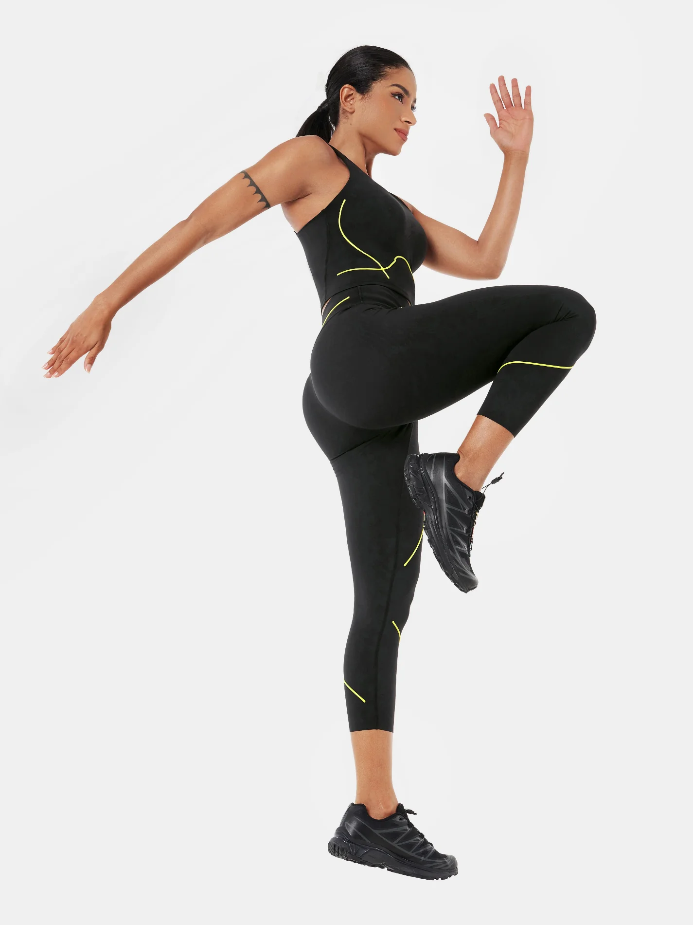 Body Contour Lumi Bra Tank - Image 7