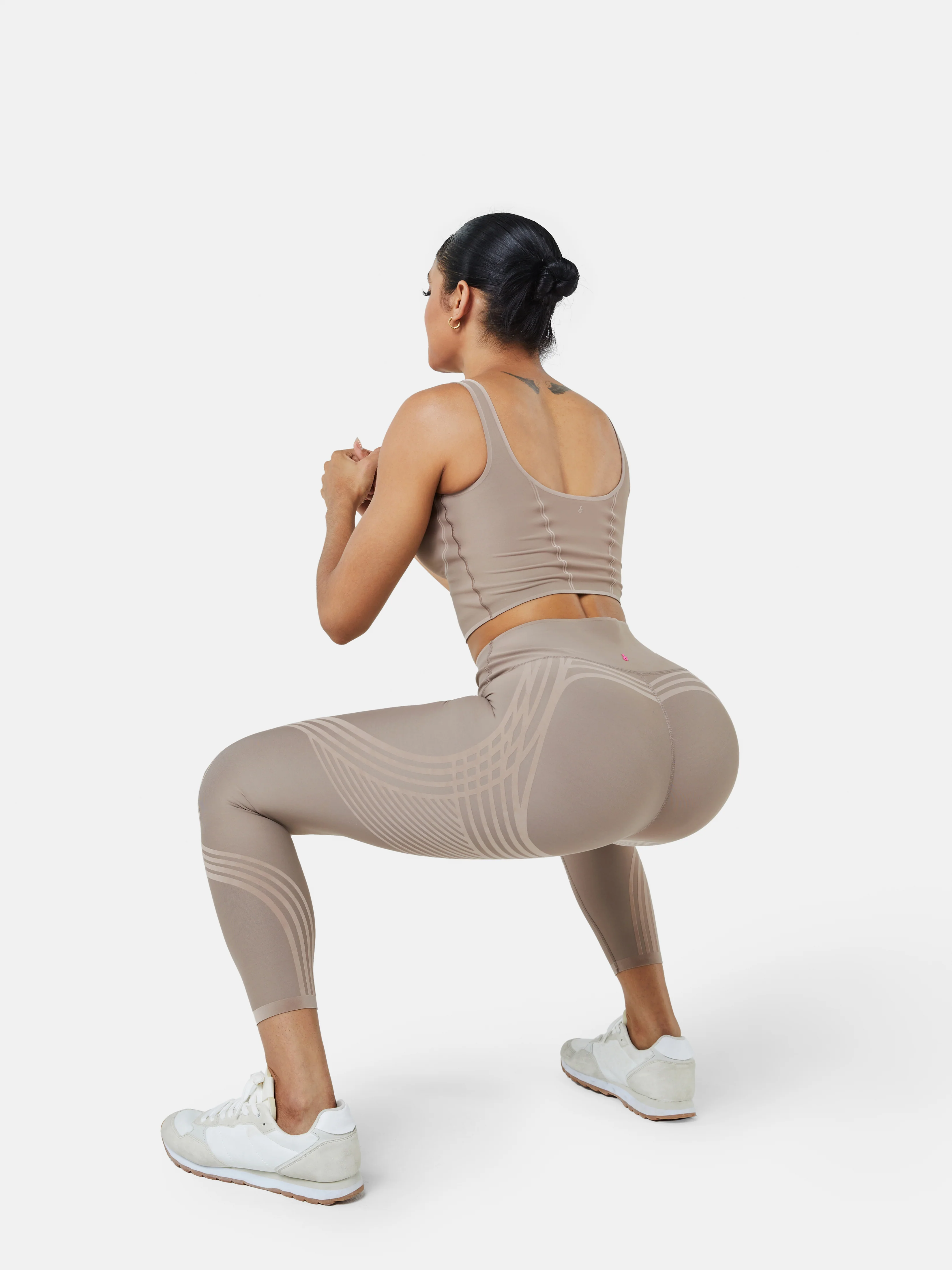 Body Sculpt 7/8 Leggings (Reversible Wear) - Image 86