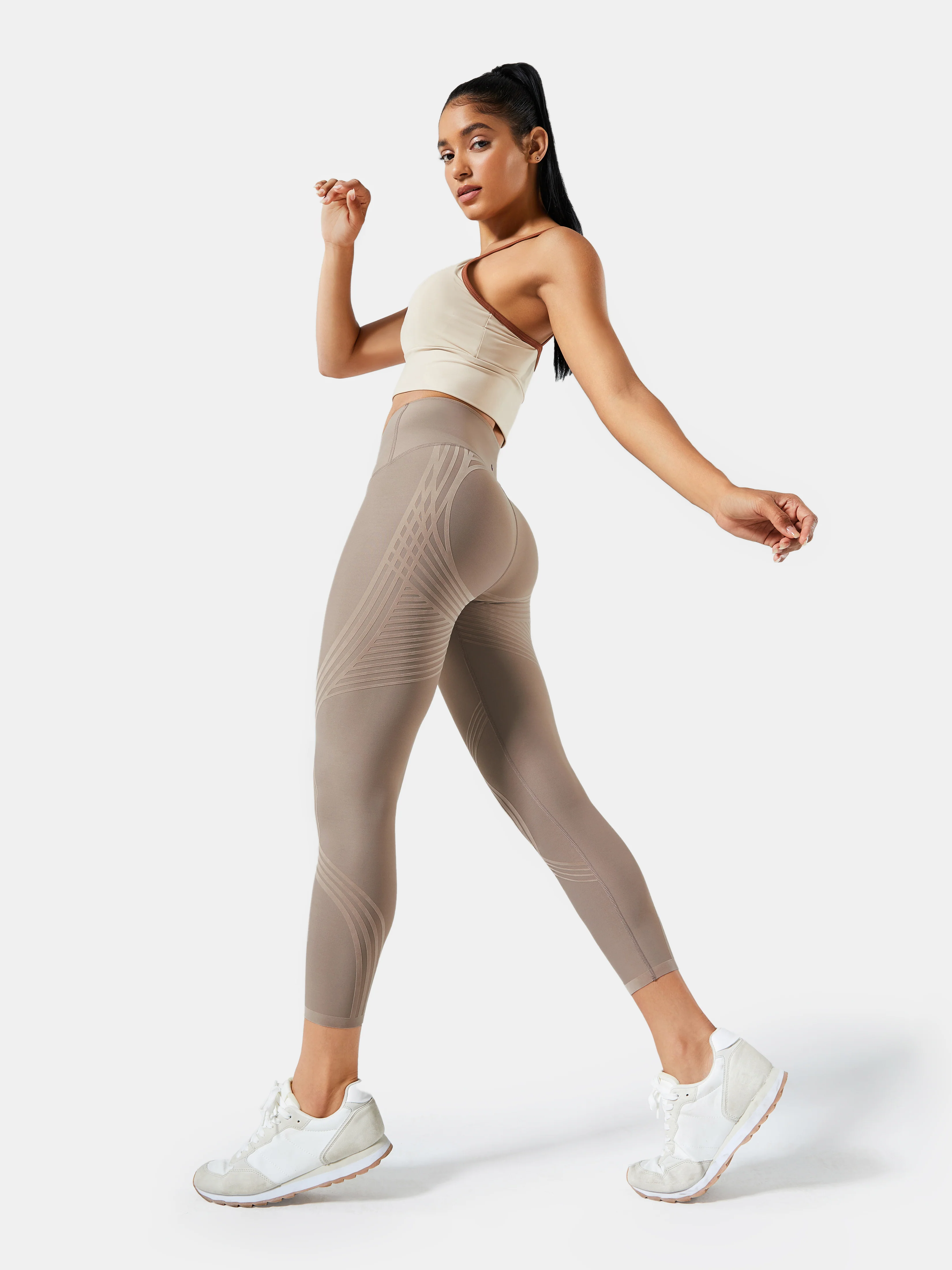 Body Sculpt 7/8 Leggings (Reversible Wear) - Image 87