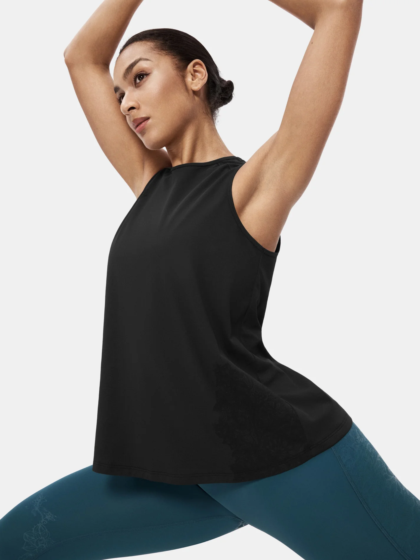 Body Sculpt CalmWave Tank Top (Built-in Bra) - Image 3