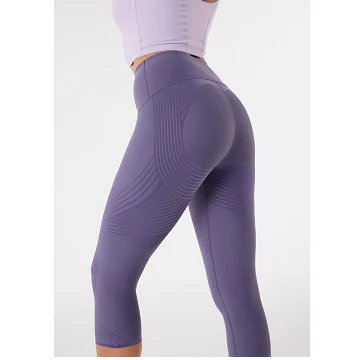 Body Sculpt Capri Leggings (Reversible Wear) - Image 11