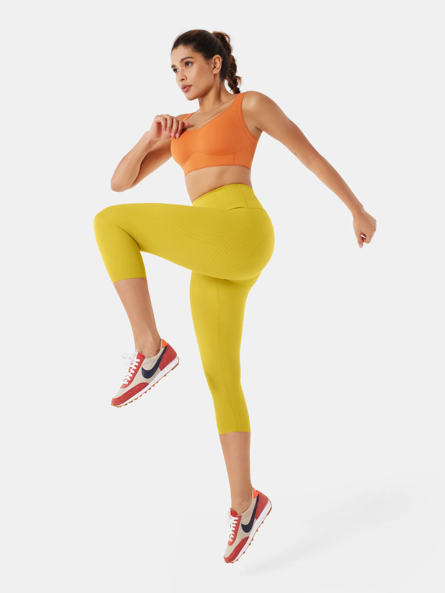 Body Sculpt Capri Leggings (Reversible Wear) - Image 35