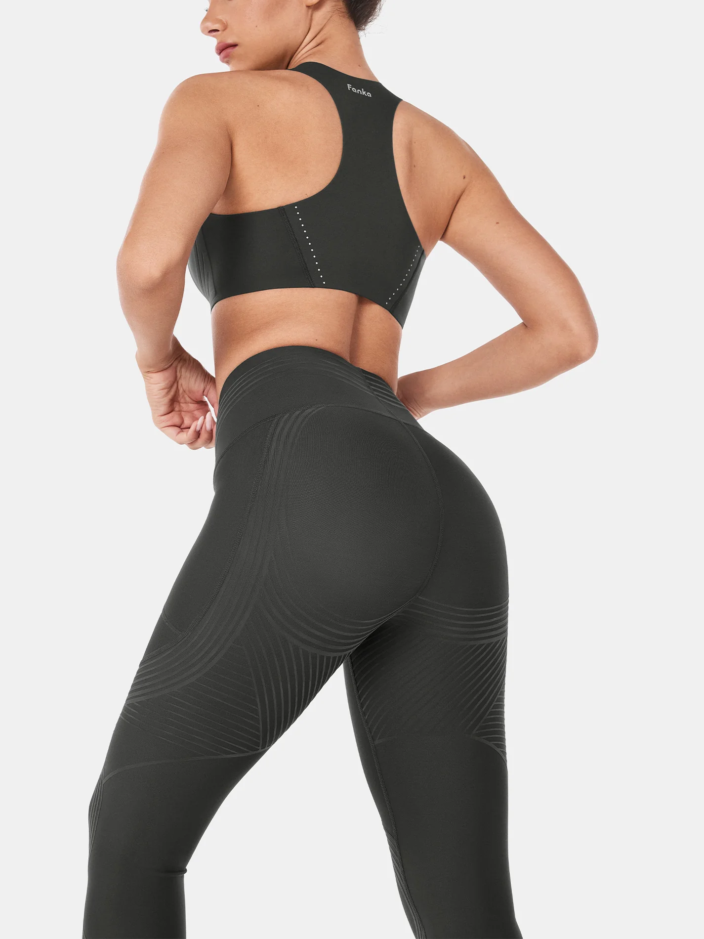 Body Sculpt Side Pocket 7/8 Leggings - Image 149