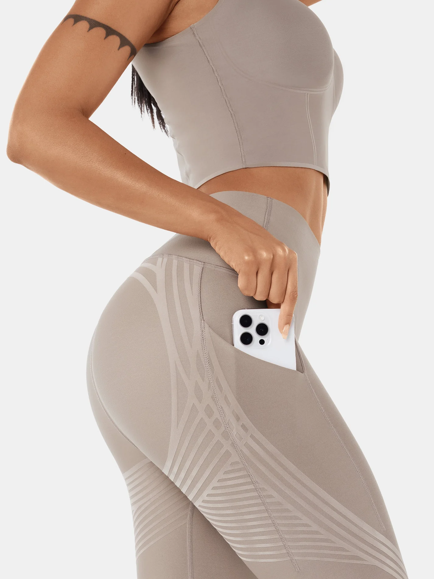 Body Sculpt Side Pocket 7/8 Leggings - Image 91