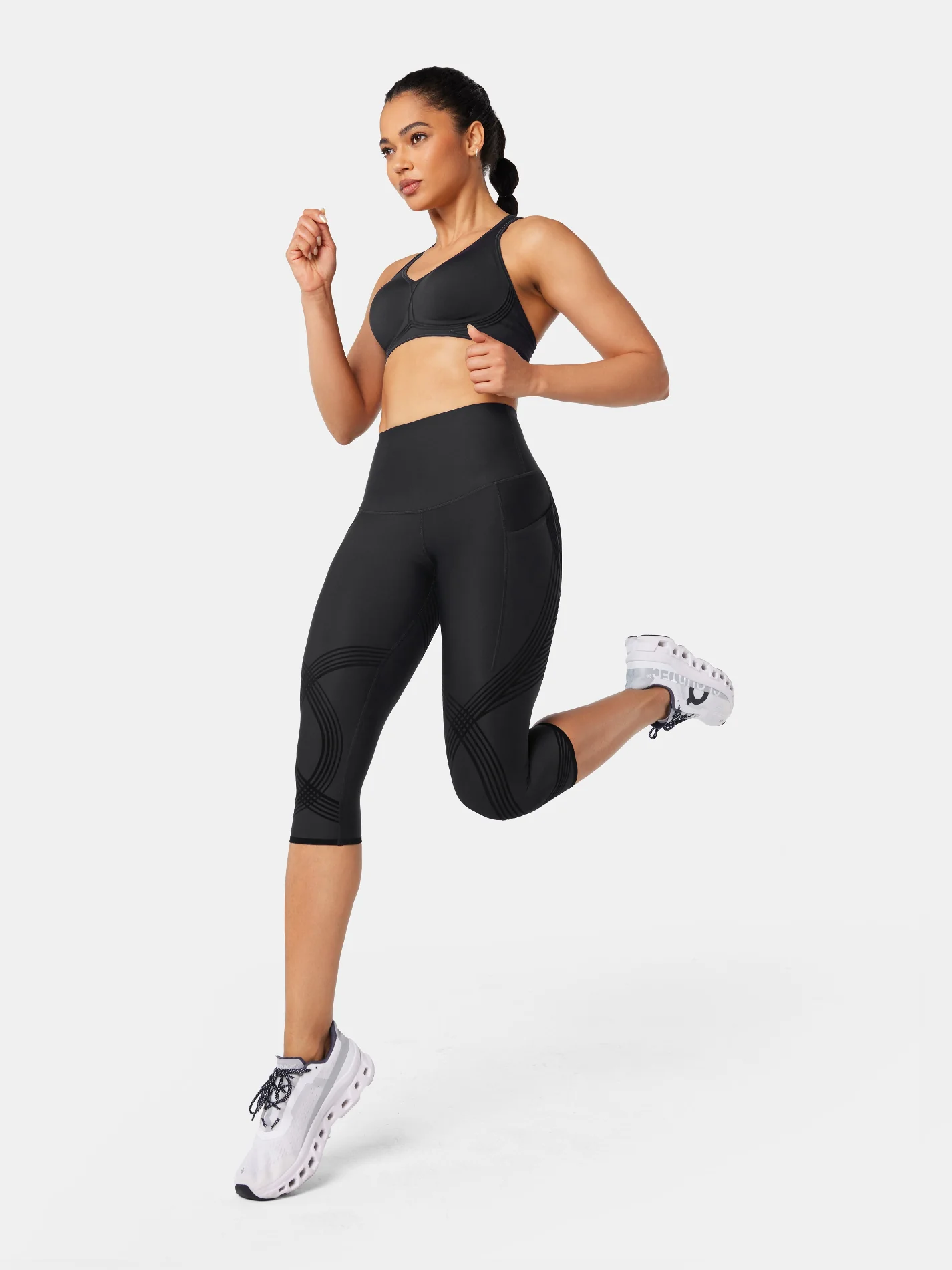 Body Sculpt Side Pocket Capri Leggings - Image 10