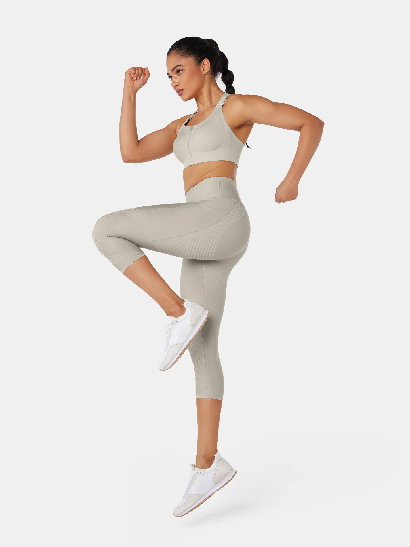 Body Sculpt Side Pocket Capri Leggings - Image 19