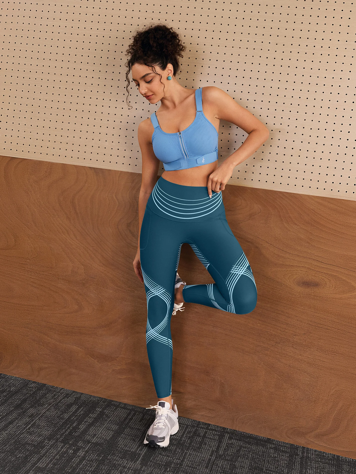 Body Sculpt Side Pocket Leggings 2.0 (Reversible Wear) - Image 3
