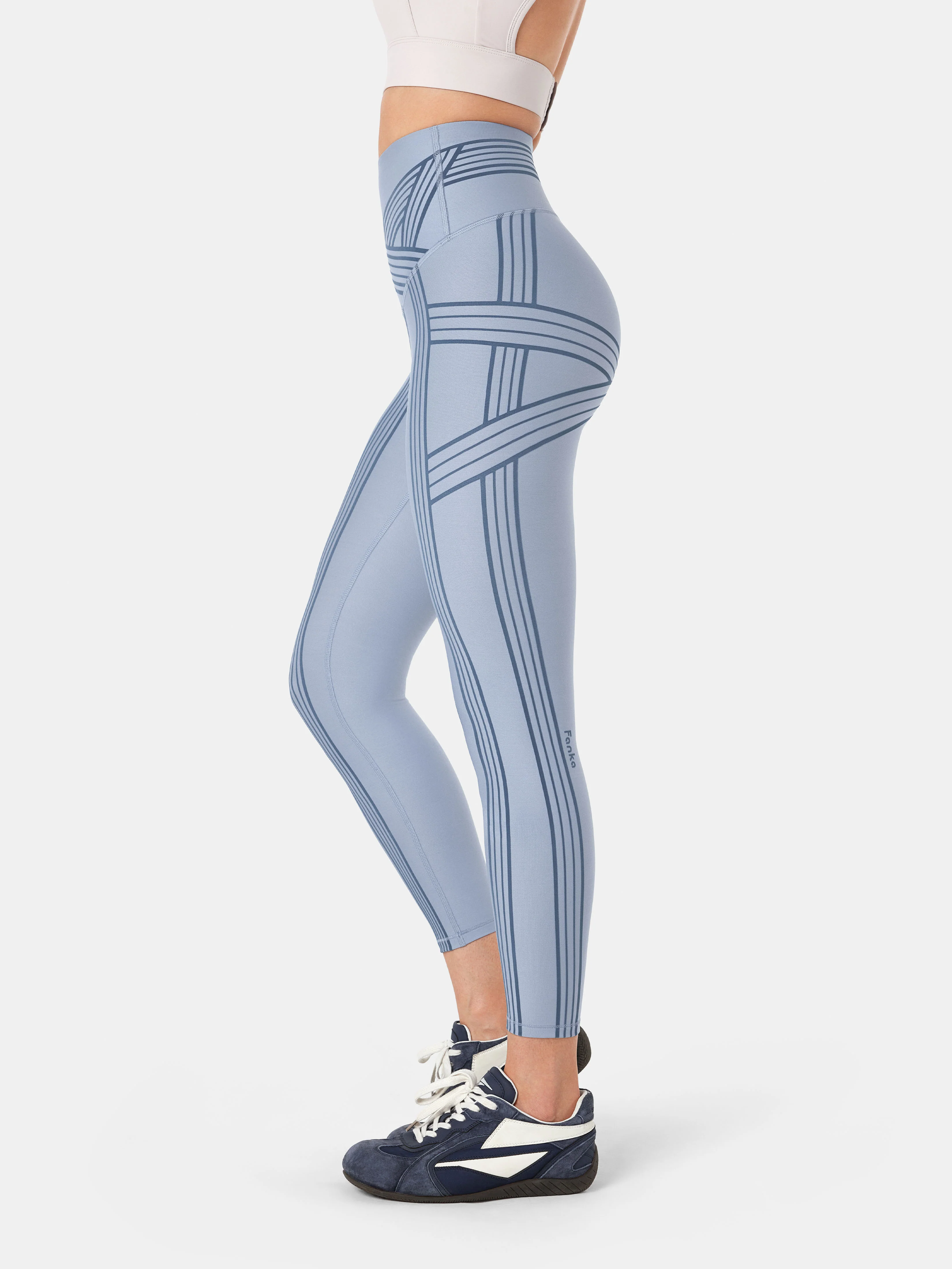 PowerBand Resistance 7/8 Leggings (Reversible Wear) - Image 13