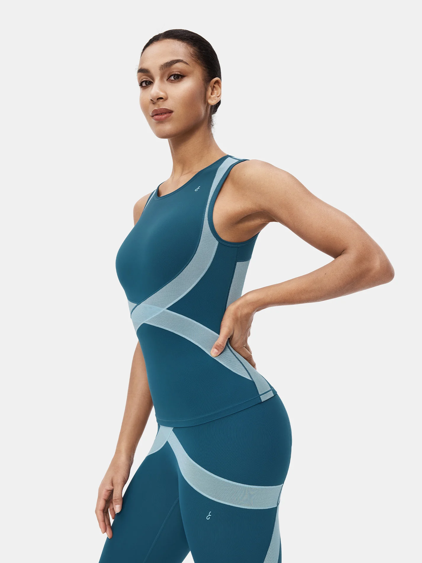 PowerBand Resistance FlowX Tank Top - Image 11