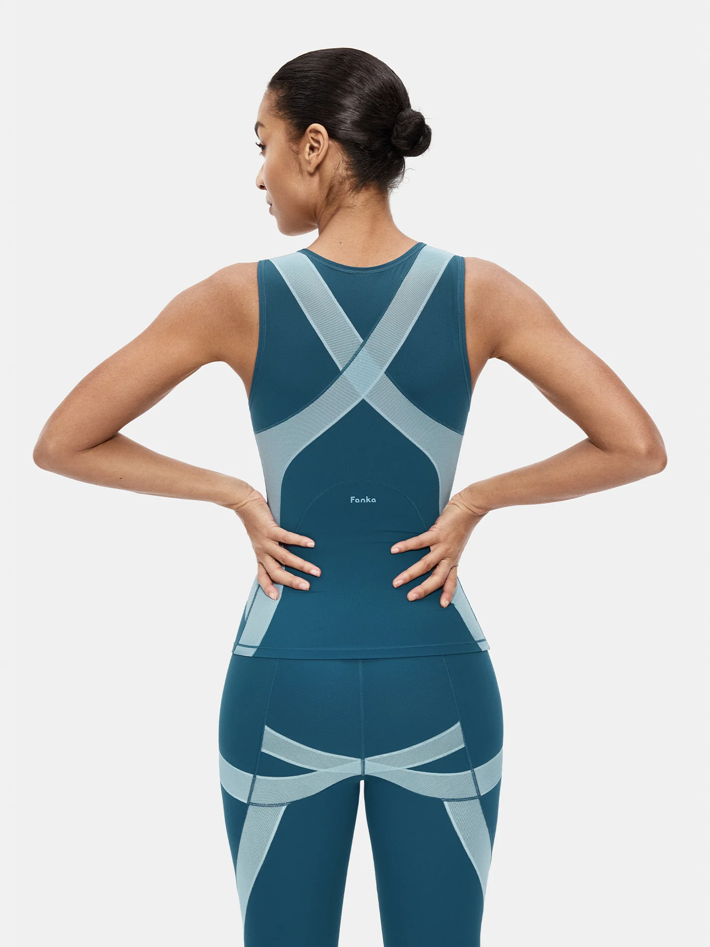 PowerBand Resistance FlowX Tank Top - Image 9